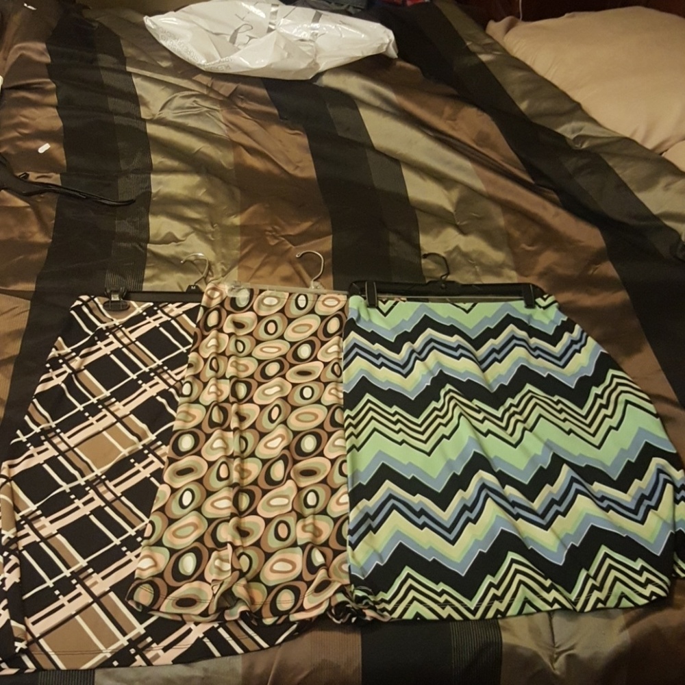 3 Small MIDI Skirts